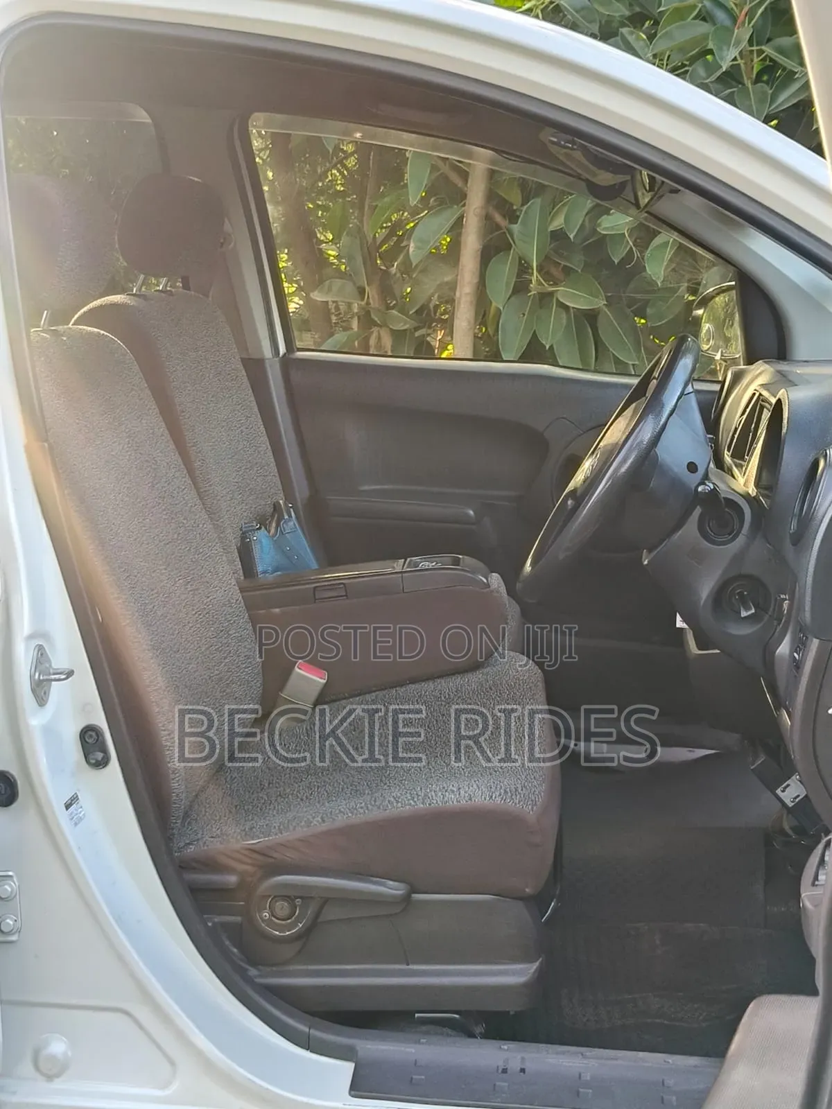 Toyota Passo 2012 White