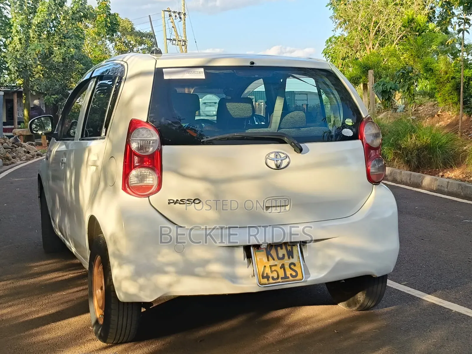 Toyota Passo 2012 White