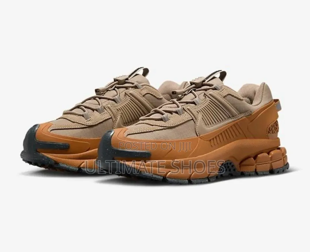 Nike Vomero Sneakers