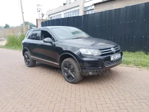 Volkswagen Touareg 2011 Black