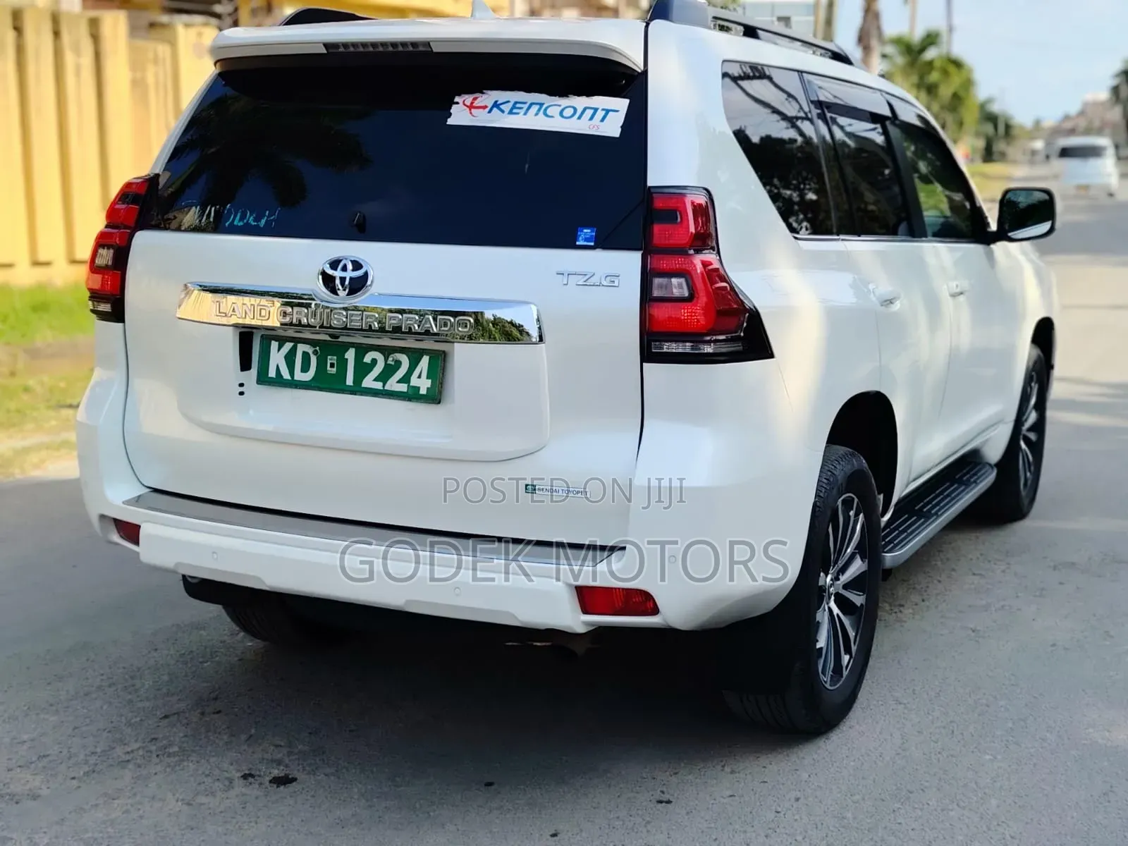 Toyota Land Cruiser Prado 2020 White