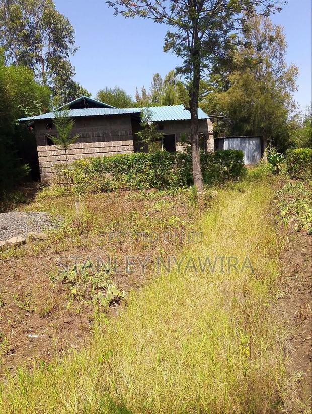 Plot With 3 Bedroom House Nanyuki Gatheri