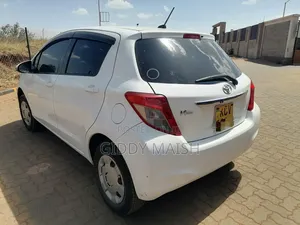 Toyota Vitz 2012 White