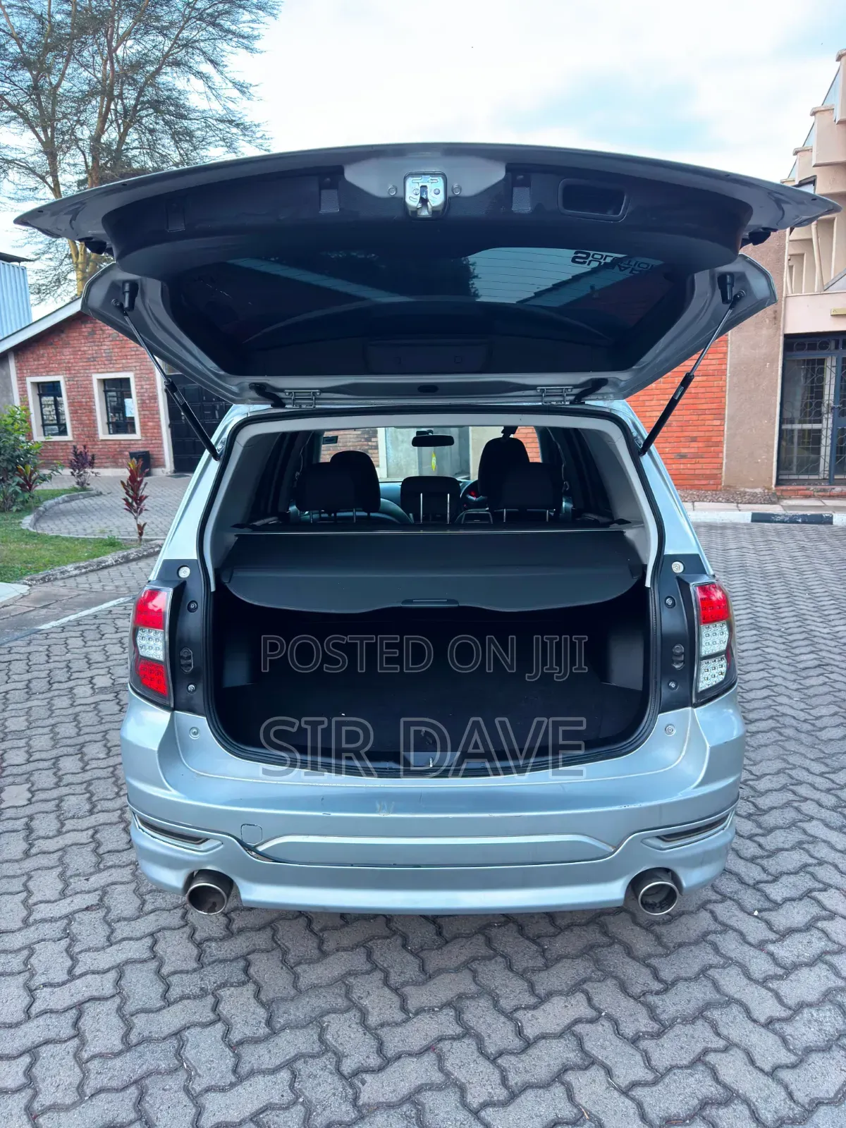 Subaru Forester 2011 Silver