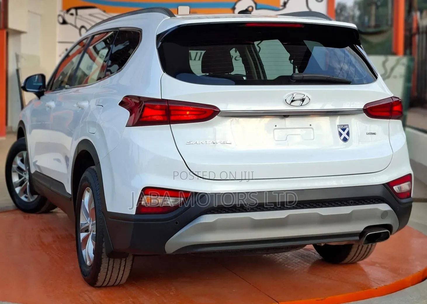 Hyundai Santa Fe 2019 White