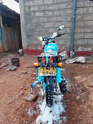 Bajaj Boxer 150 UG 2021 White