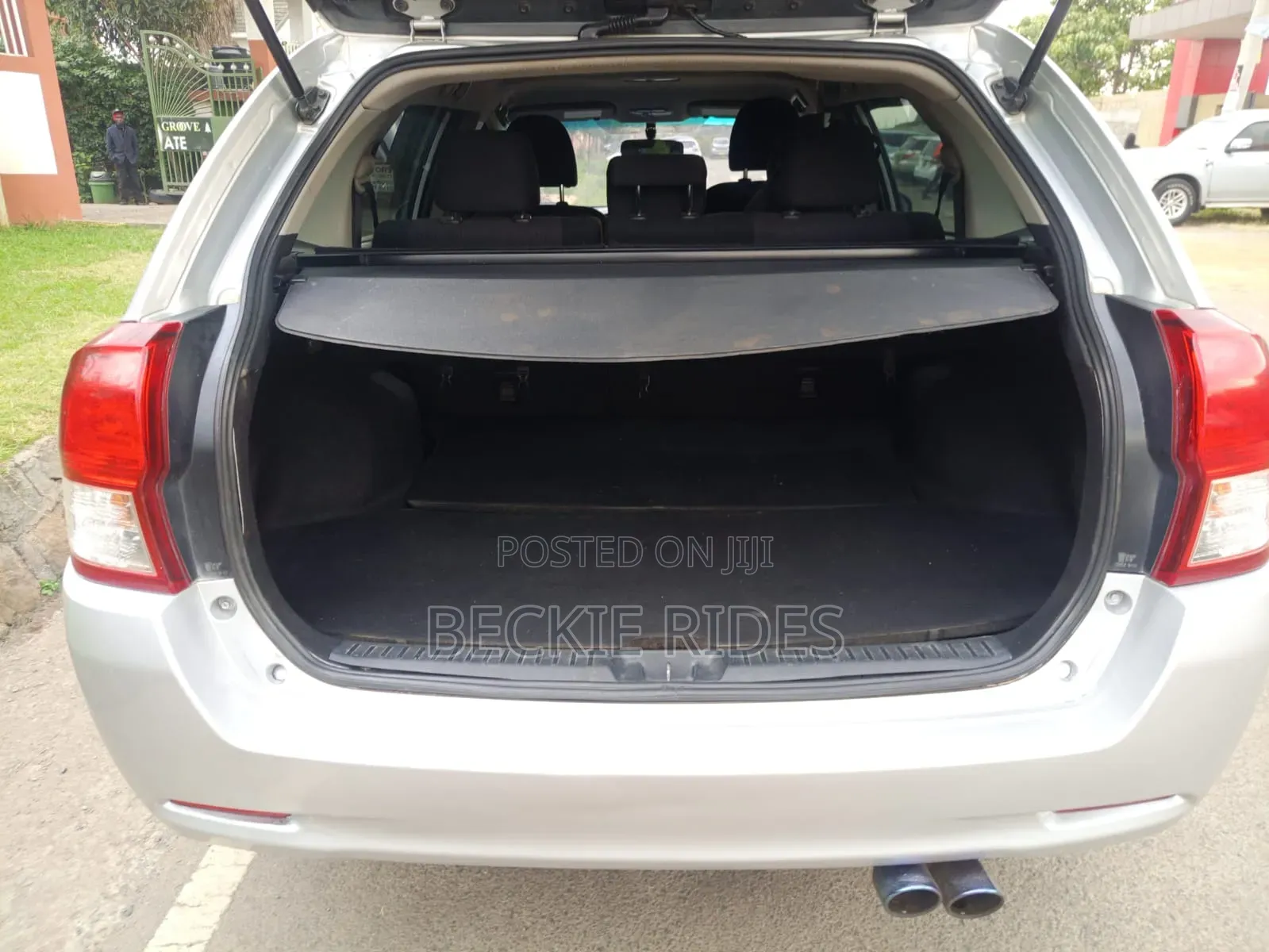Toyota Corolla Fielder 2013 Silver