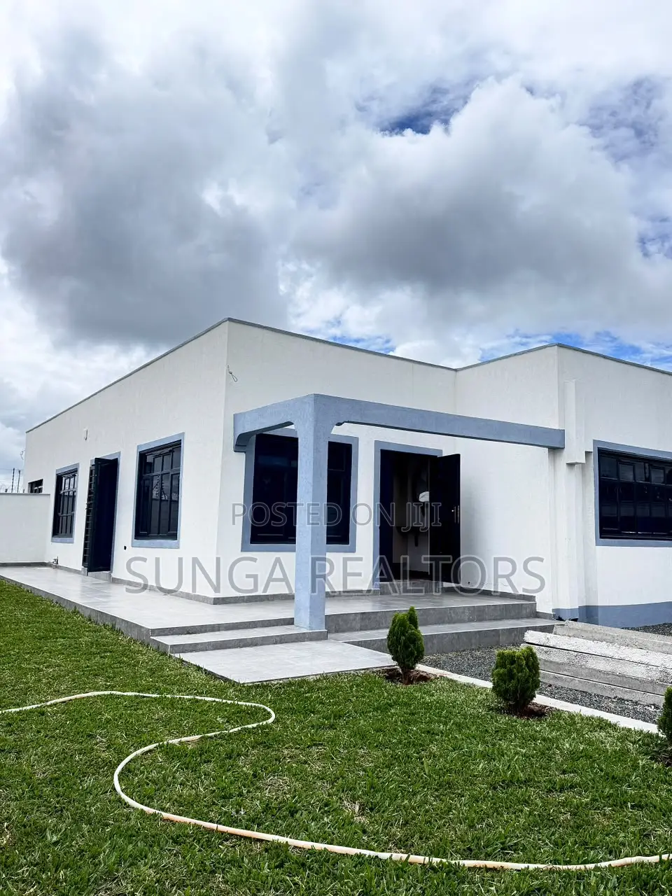 Furnished 3bdrm Bungalow in Nkoroi for sale