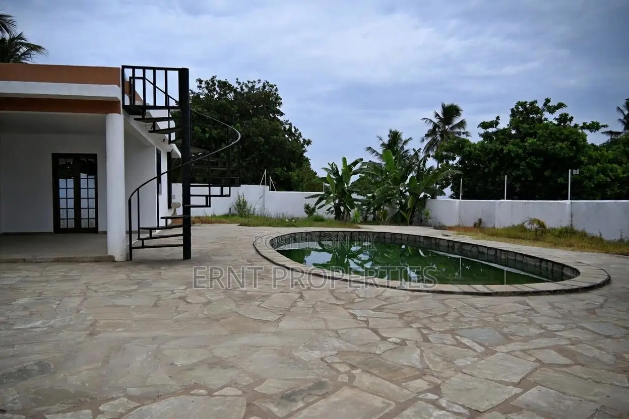 3bdrm Villa in Diani for sale