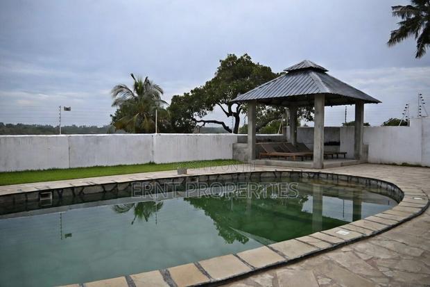 3bdrm Villa in Diani for sale - thumbnail 16