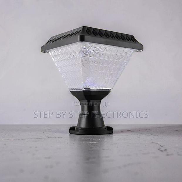 Decorative Outdoor Led Garden Light Main Gate Post Solar Light Lamp