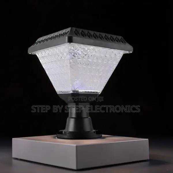 Weather-Resistant Outdoor Led Garden Light Main Gate Post Solar Lamp