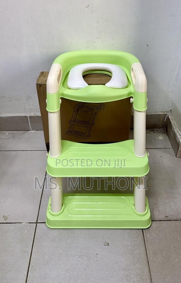 Easy-to-Climb Potty Trainer Foldable Ladder