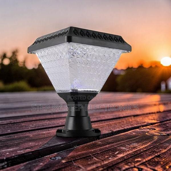 Intelligent Outdoor Led Garden Light Main Gate Post Solar Light Lamp