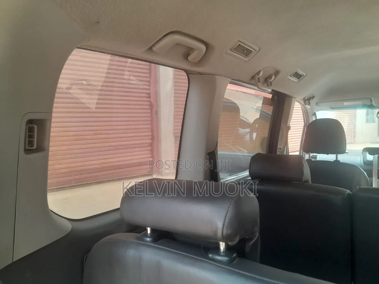 Toyota Noah 2009 Gray