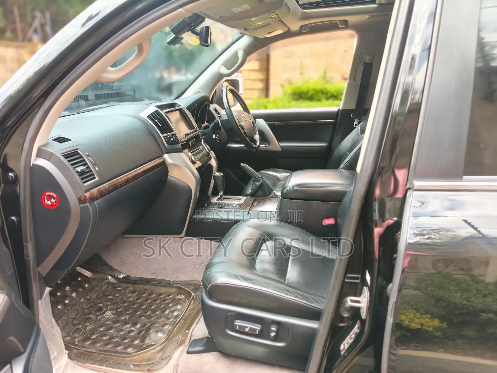 Toyota Land Cruiser 2015 Black