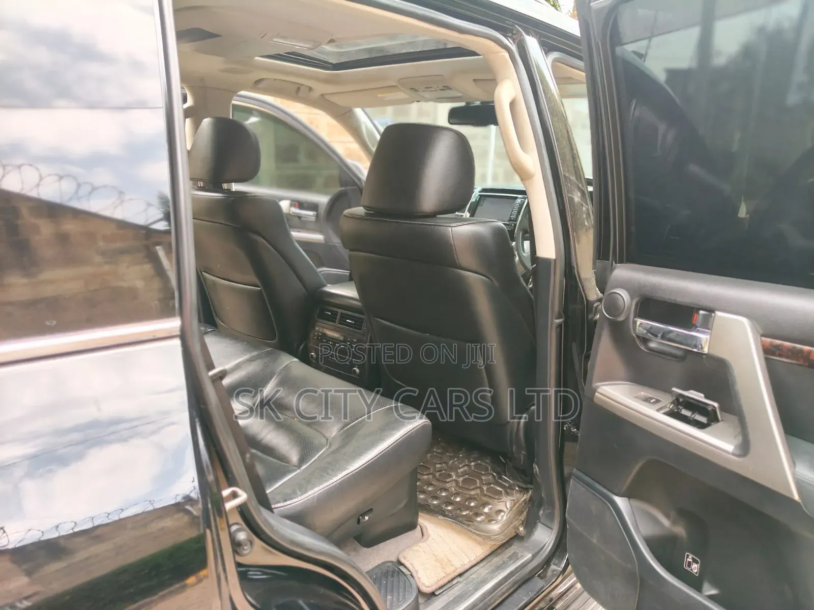 Toyota Land Cruiser 2015 Black