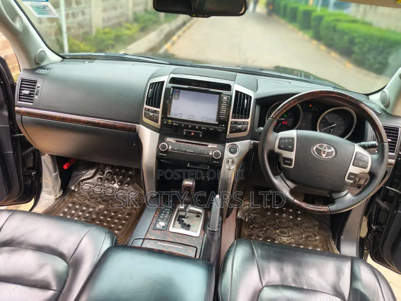 Toyota Land Cruiser 2015 Black