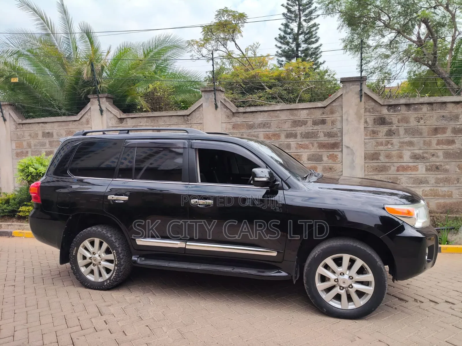 Toyota Land Cruiser 2015 Black
