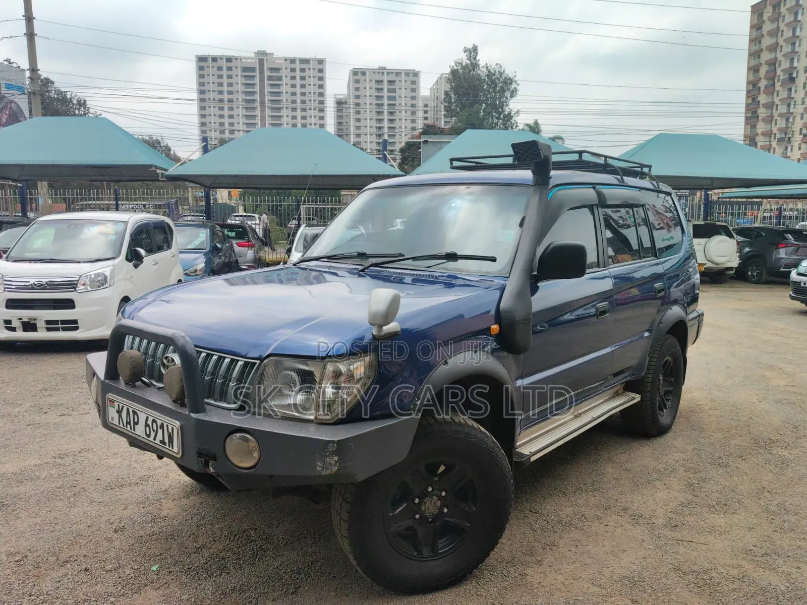 Toyota Land Cruiser Prado 2002 Blue