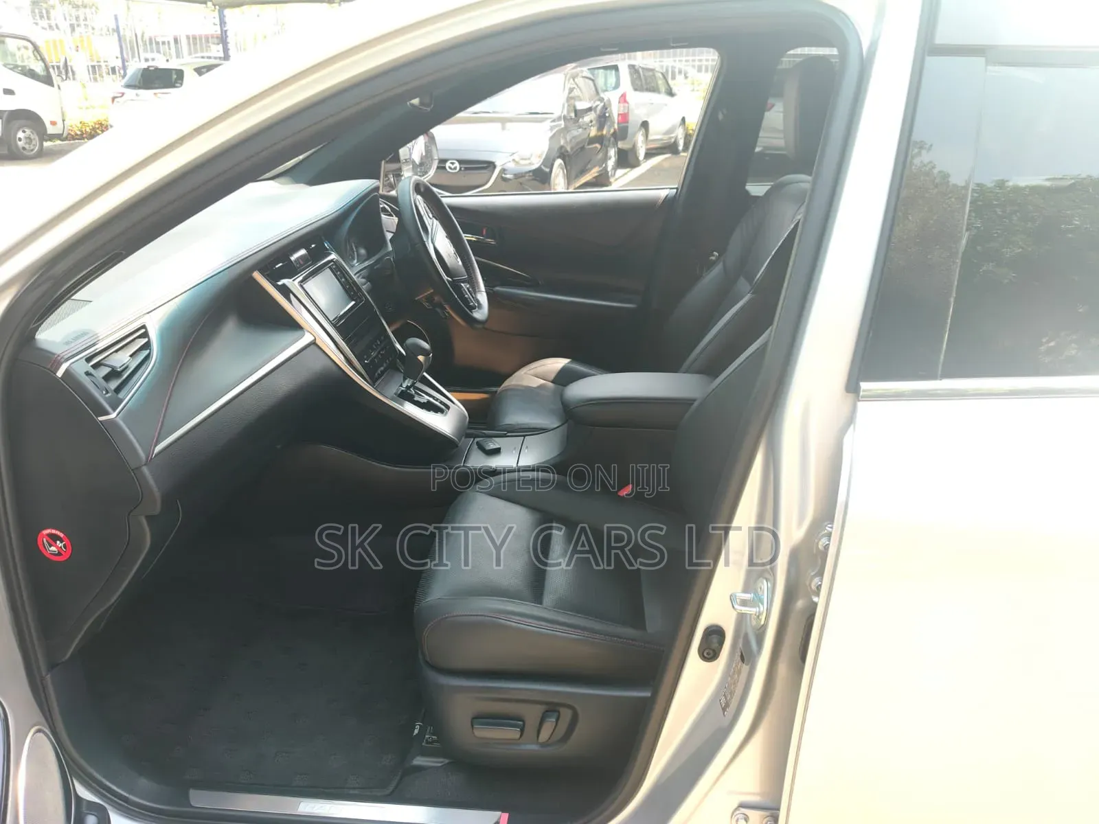 Toyota Harrier 2019 Silver