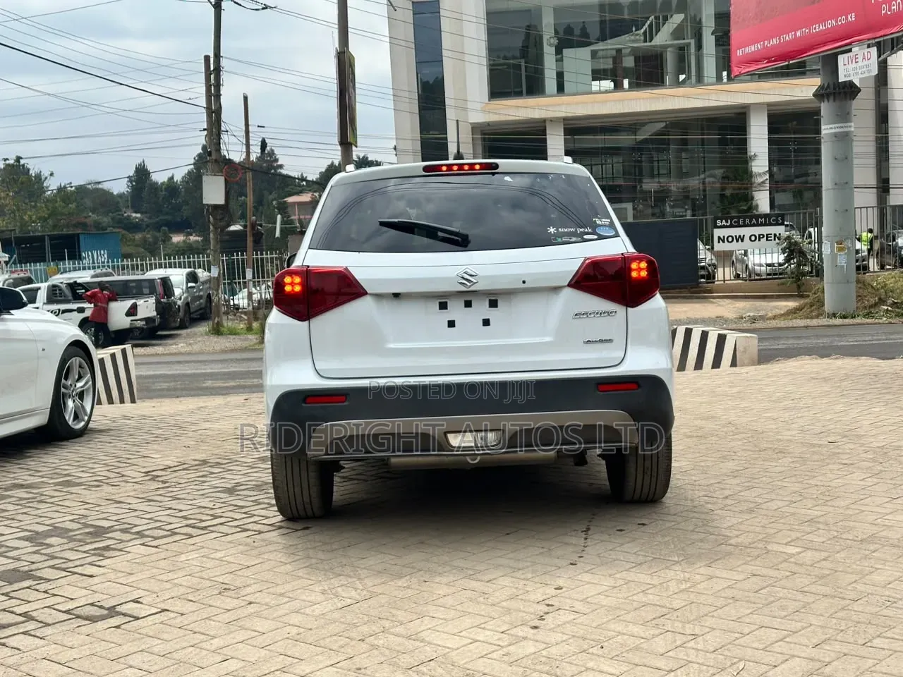 Suzuki Escudo 2019 White