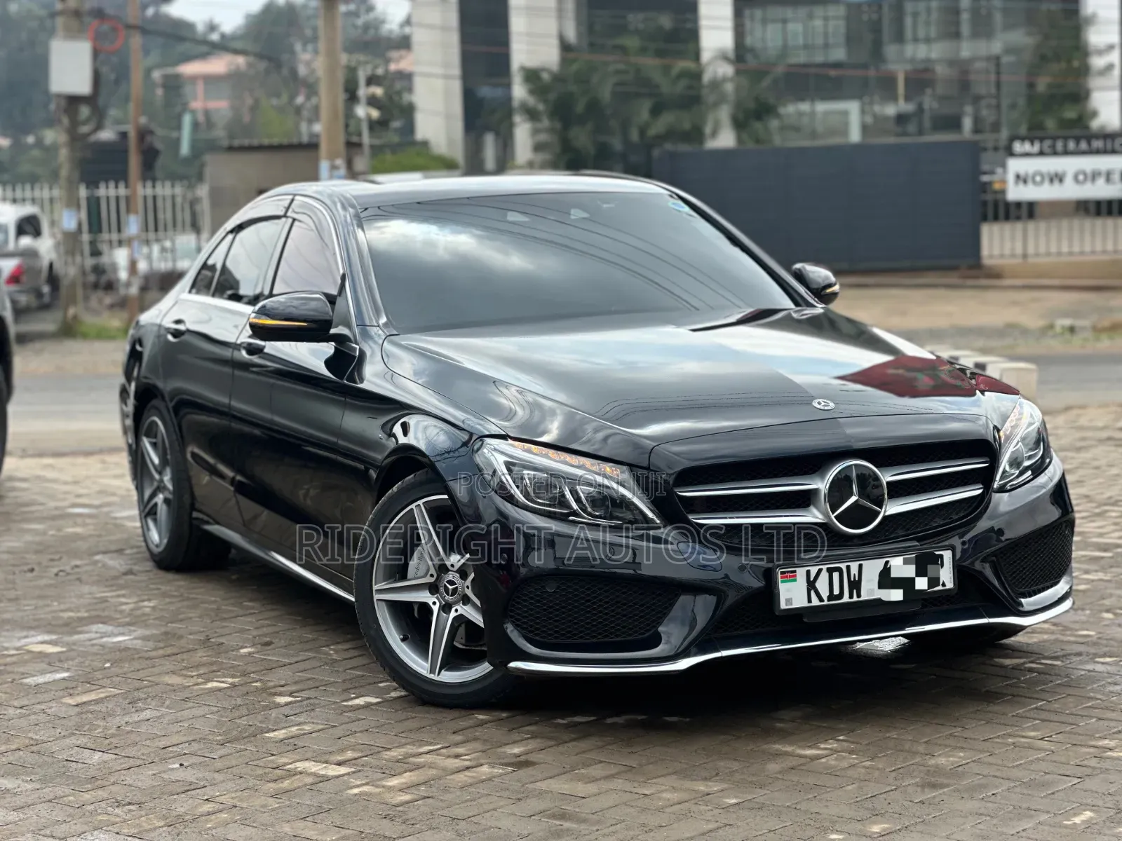 Mercedes-Benz C200 2018 Black