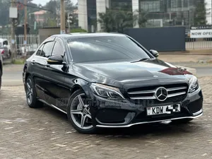 Mercedes-Benz C200 2018 Black
