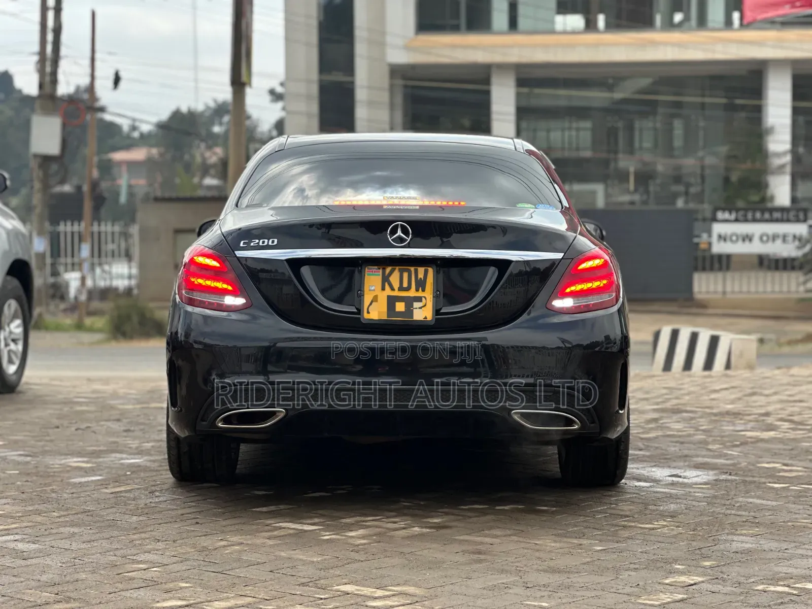 Mercedes-Benz C200 2018 Black
