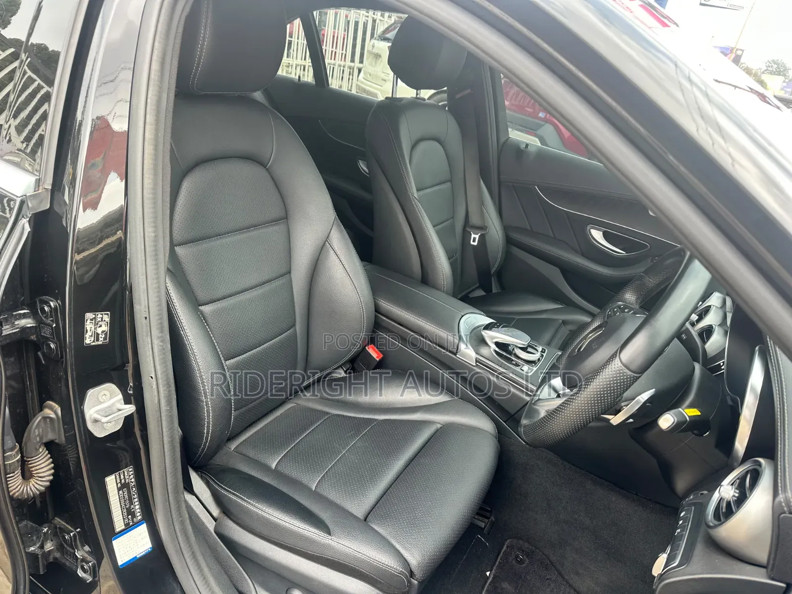 Mercedes-Benz C200 2018 Black