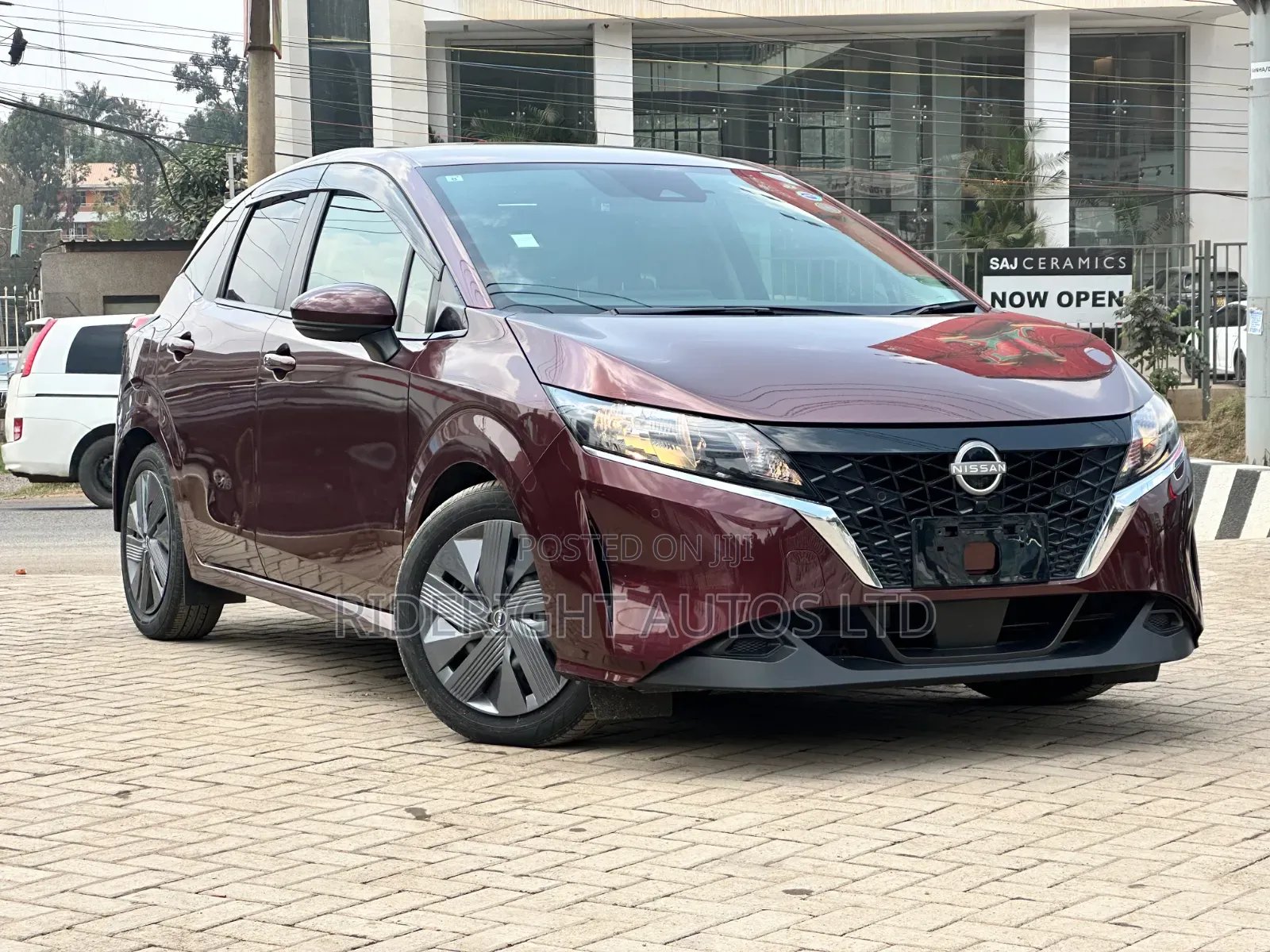 Nissan Note 1.2 Hybrid 2021 Maroon