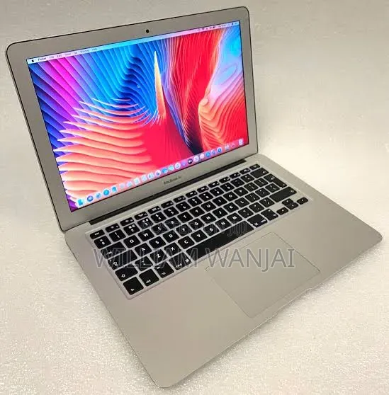 New Laptop Apple MacBook Air 2017 8GB Intel Core i5 SSD 128GB