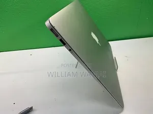 New Laptop Apple MacBook Air 2017 8GB Intel Core i5 SSD 128GB