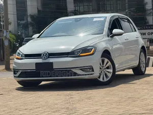 Volkswagen Golf 2019 White