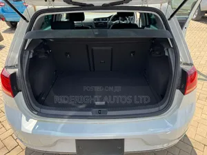 Volkswagen Golf 2019 White