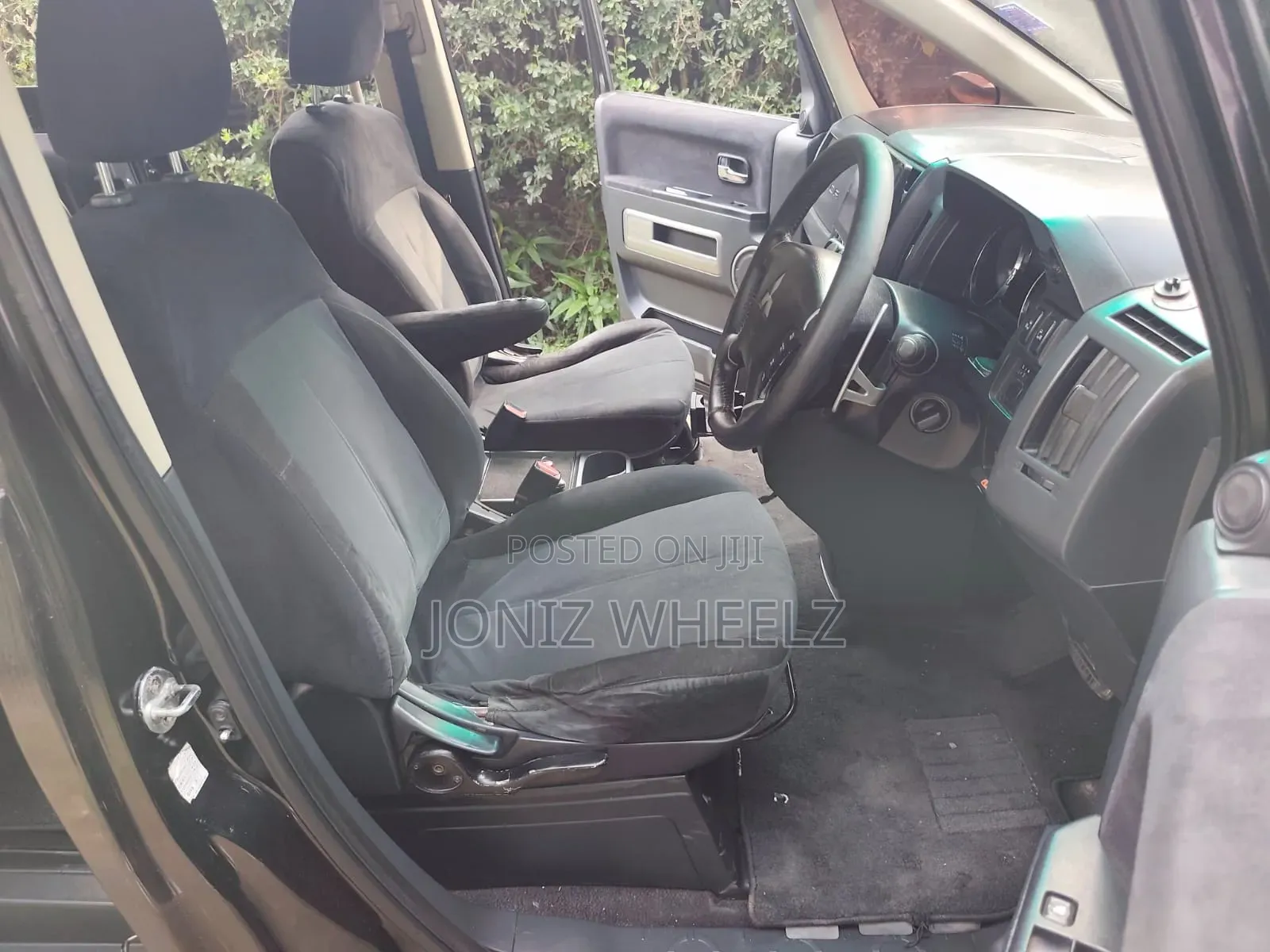 Mitsubishi Delica 2007 Black