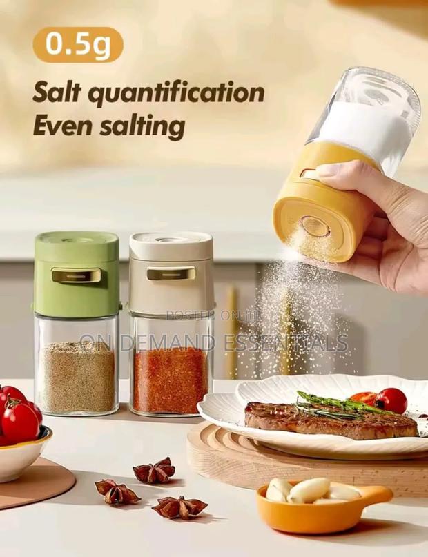 180ml Glass Quantitative Seasoning Jar