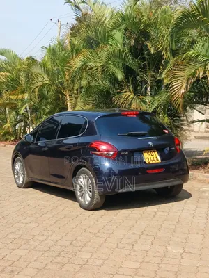 Peugeot 2008 2013 Burgundy