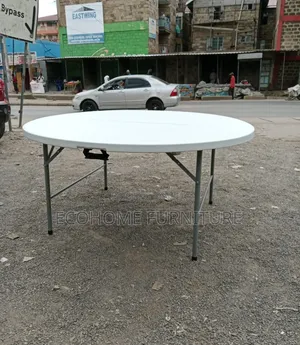 Foldable Round Banquet Table | Plastic Event Dining Table | 4–6 Seater