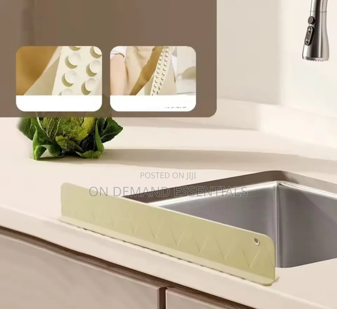 Kitchen Sink Splash Guard With Suction Cup