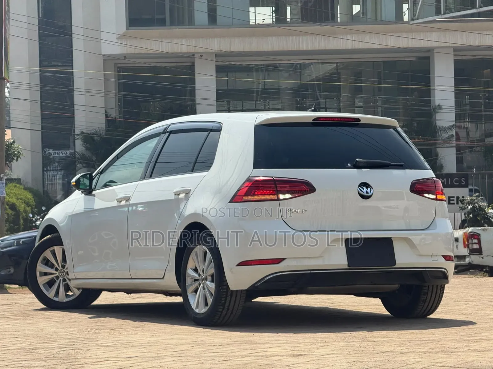 Volkswagen Golf 2019 White