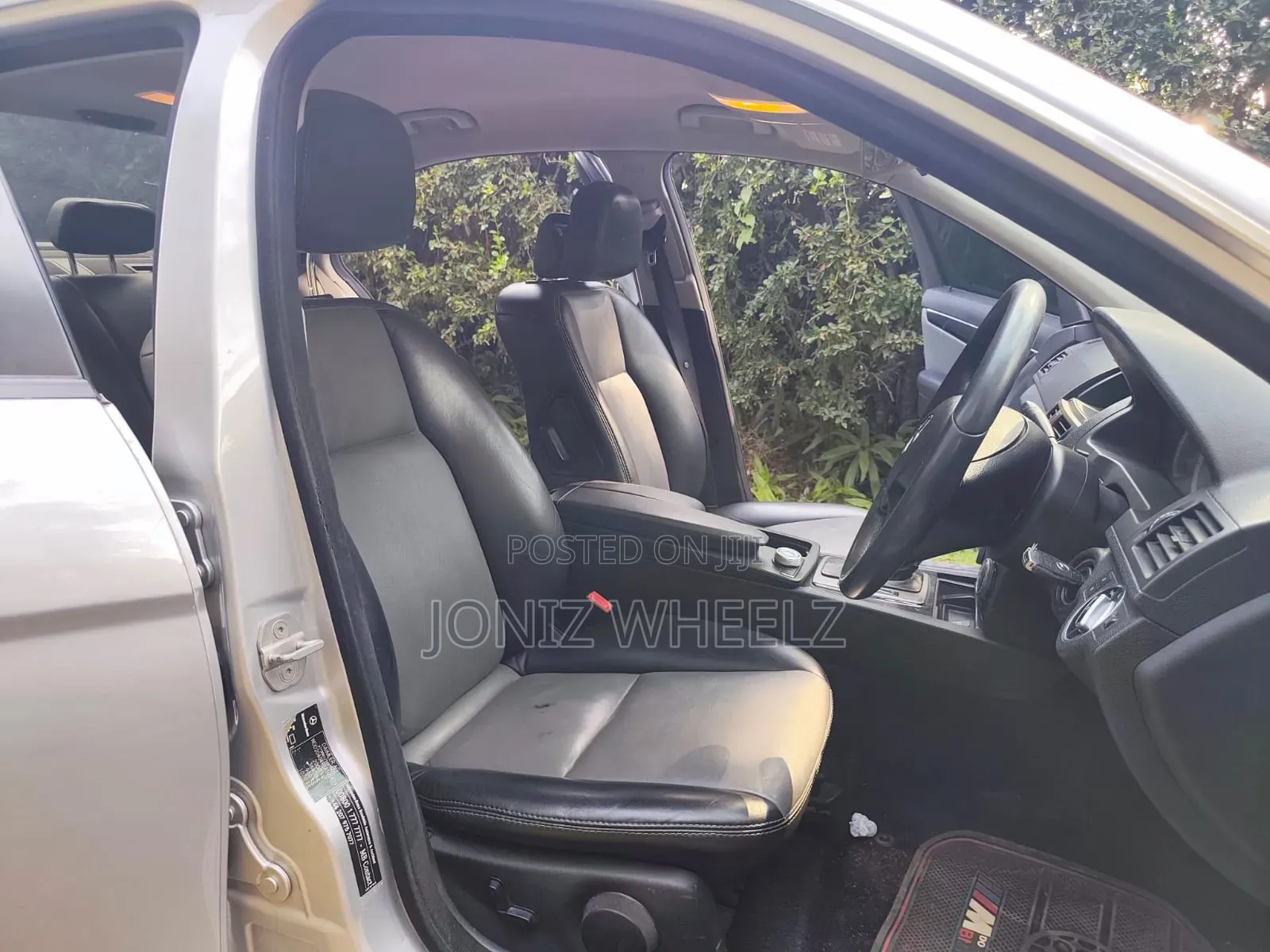 Mercedes-Benz C180 2011 Silver