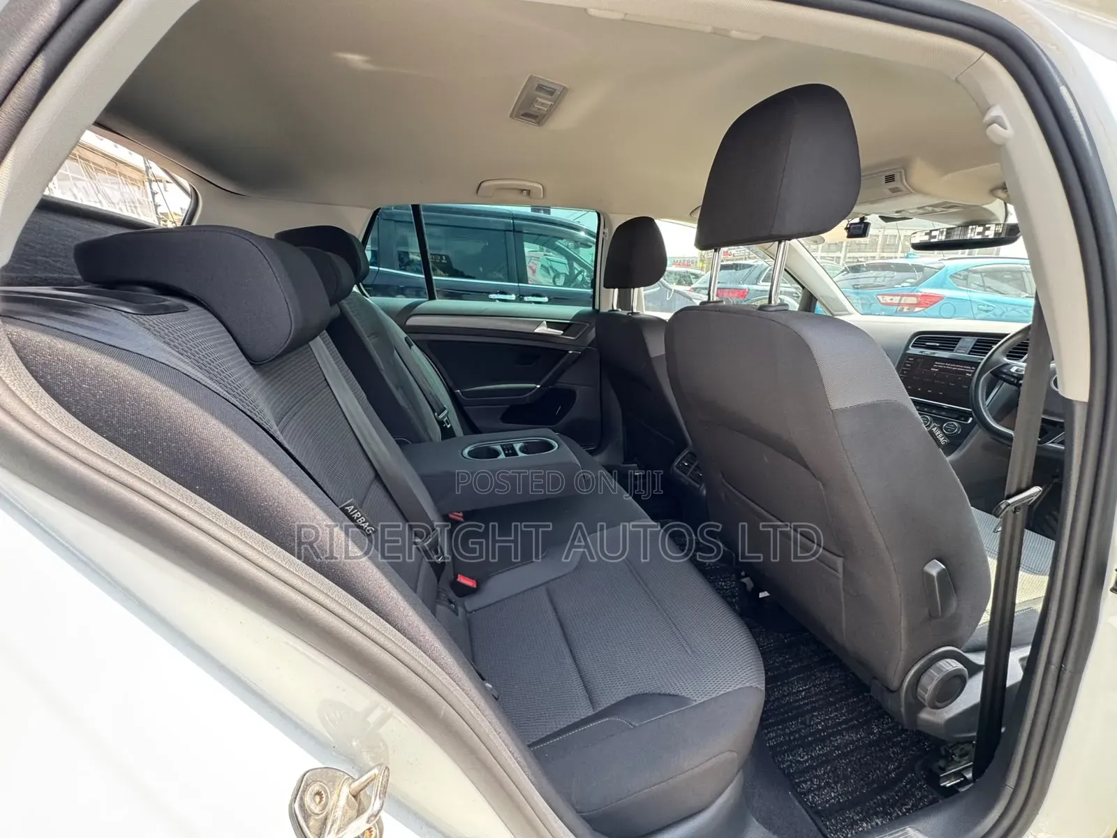 Volkswagen Golf 2019 White