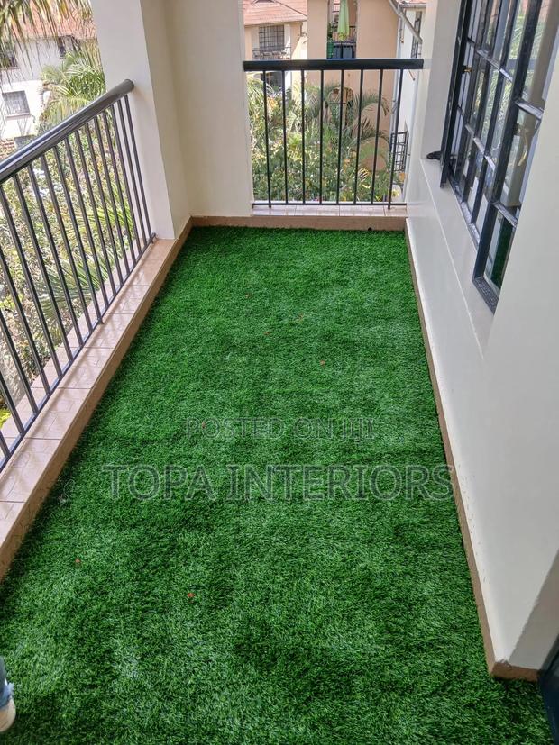 Green Balcony Transformation With ARTIFICIAL GRASS CARPETS