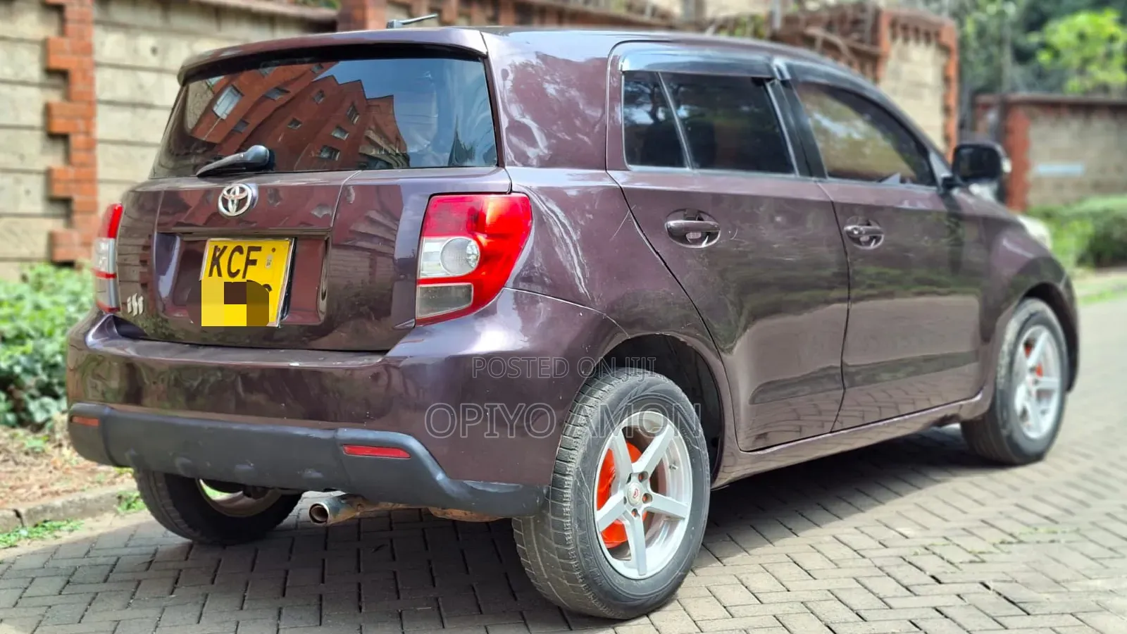 Toyota IST 2008 Purple