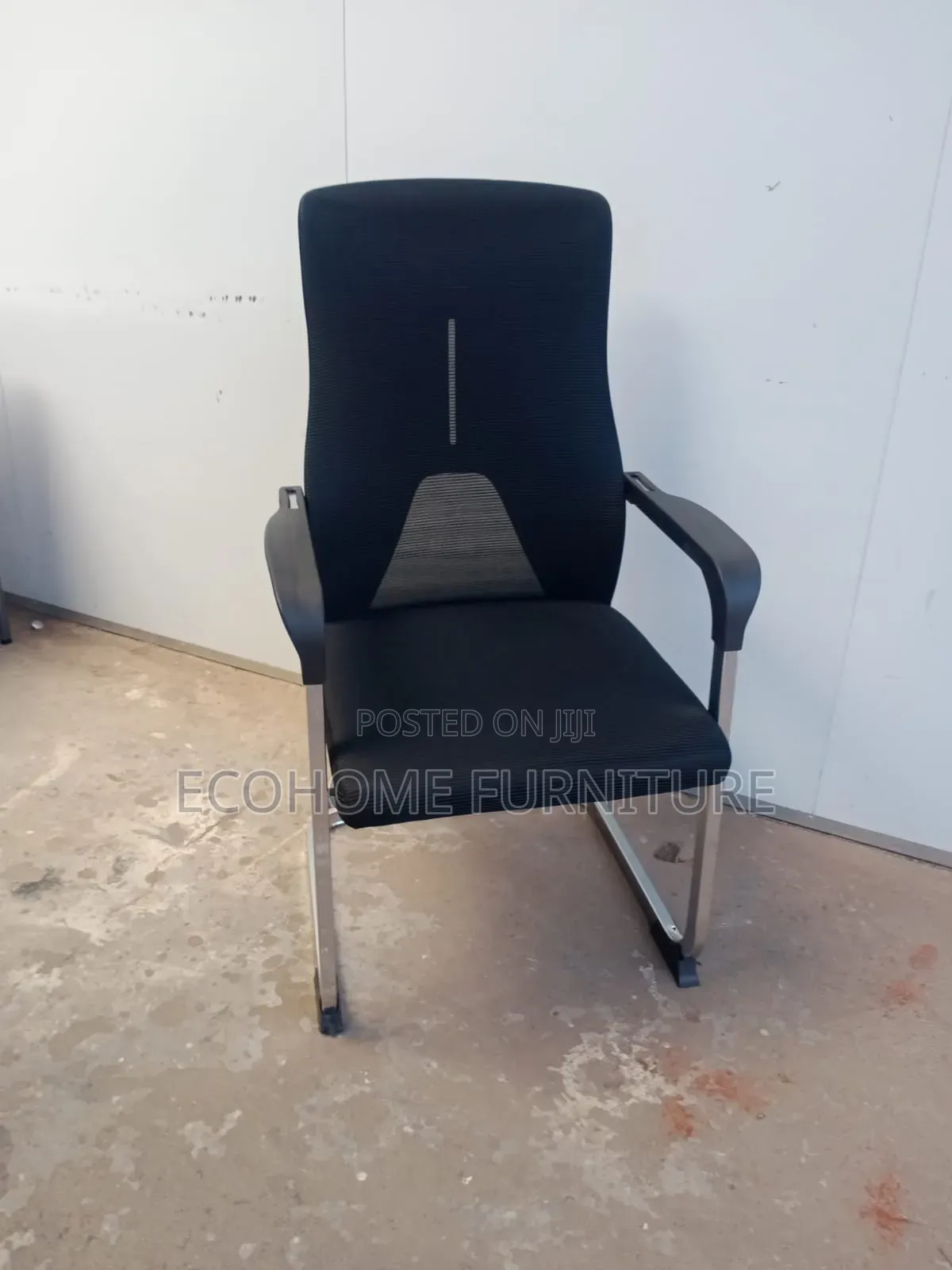 Ergonomic Mesh Visitor Office Chair – Black Conference Chairs