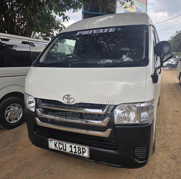 Toyota HiAce 2014 White - thumbnail 4