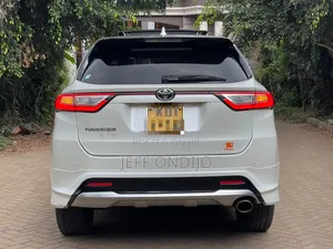 Toyota Harrier 2018 White