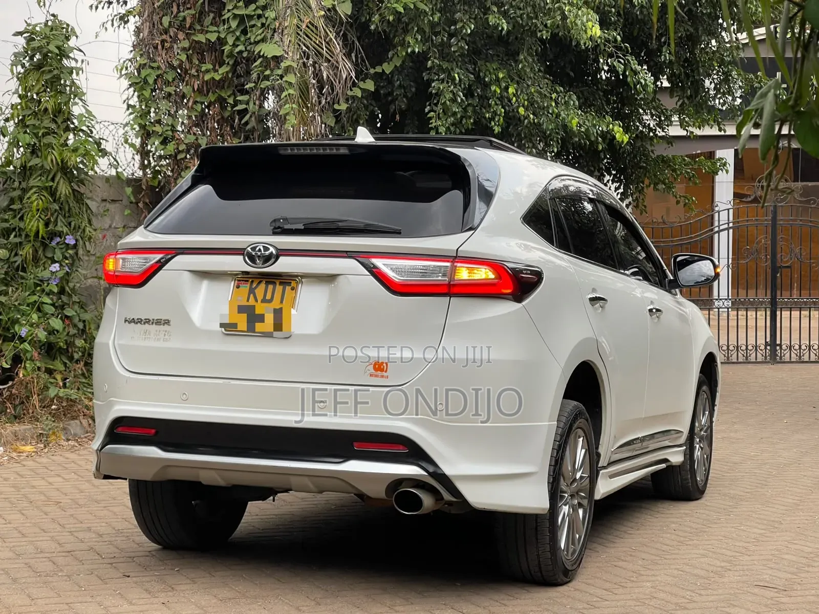 Toyota Harrier 2018 White