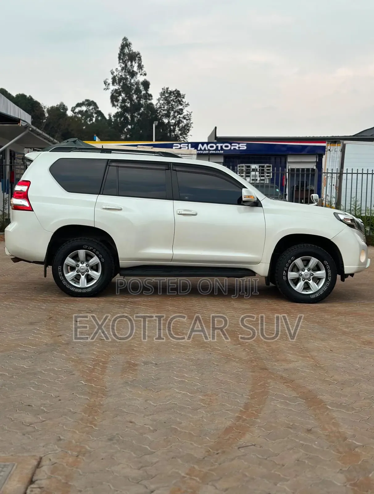 Toyota Land Cruiser Prado 2014 Off white